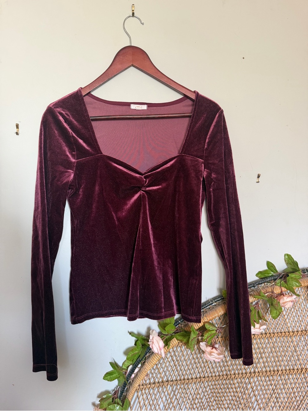 Velvet Long-Sleeve Sweetheart Top - Burgundy
